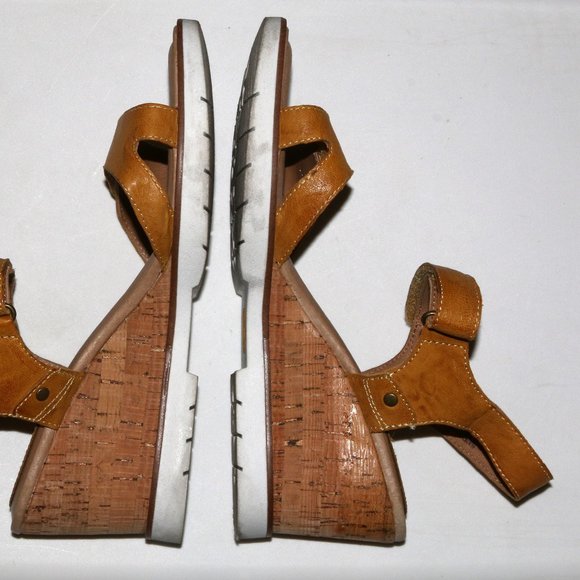 SOFFT CYNDY LEMON wedge strappy shoes sandals size 10M - Picture 11 of 11